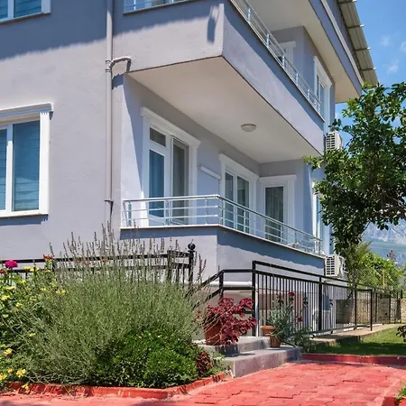 アパート Kagan ケメル